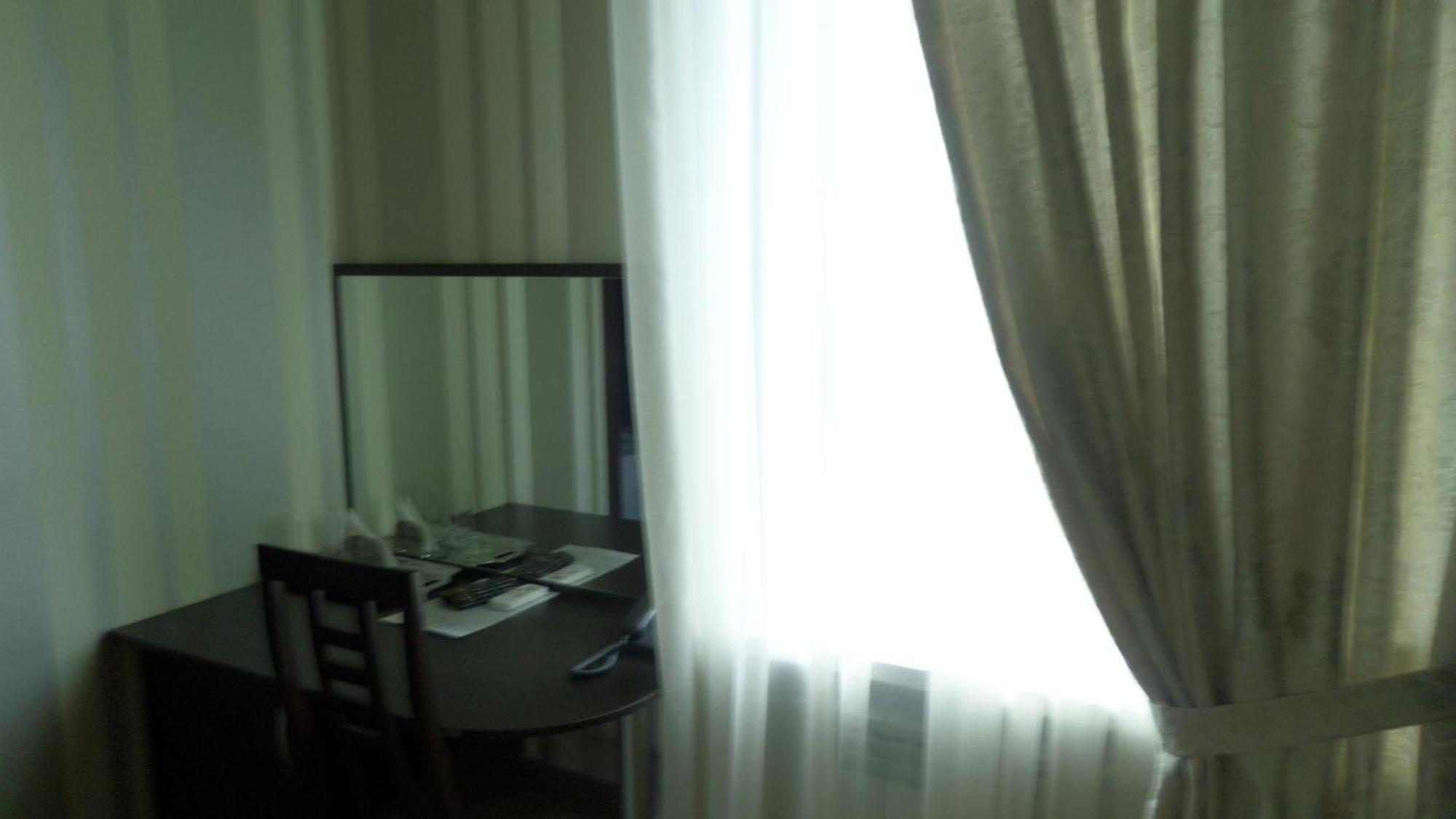 Royal Hotel Harkiv Oda fotoğraf