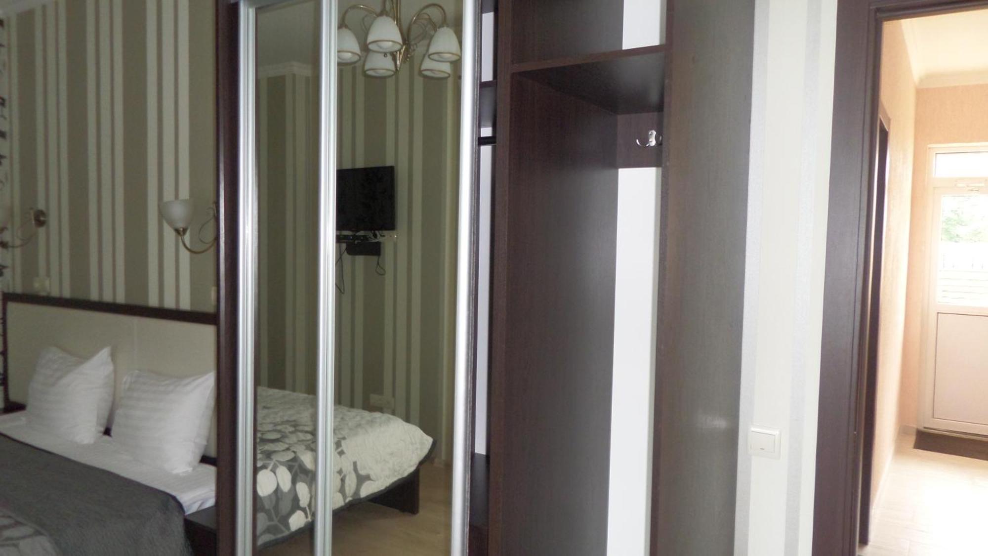 Royal Hotel Harkiv Oda fotoğraf