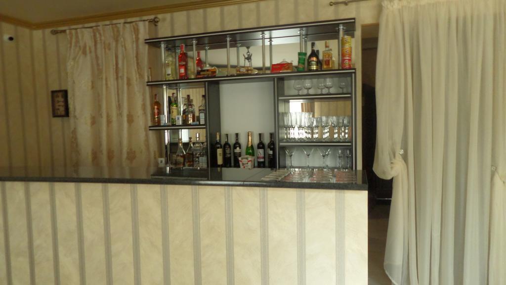 Royal Hotel Harkiv Dış mekan fotoğraf