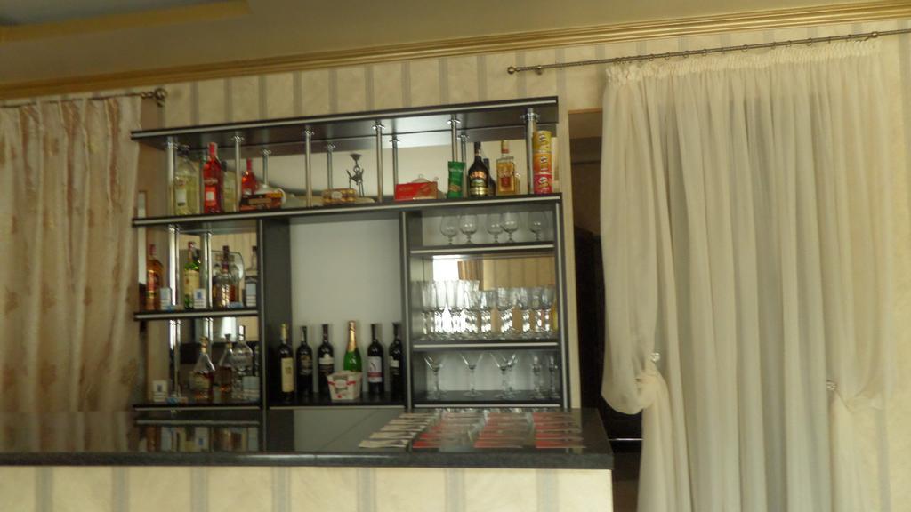 Royal Hotel Harkiv Dış mekan fotoğraf