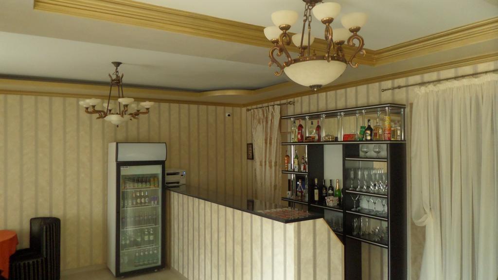 Royal Hotel Harkiv Dış mekan fotoğraf