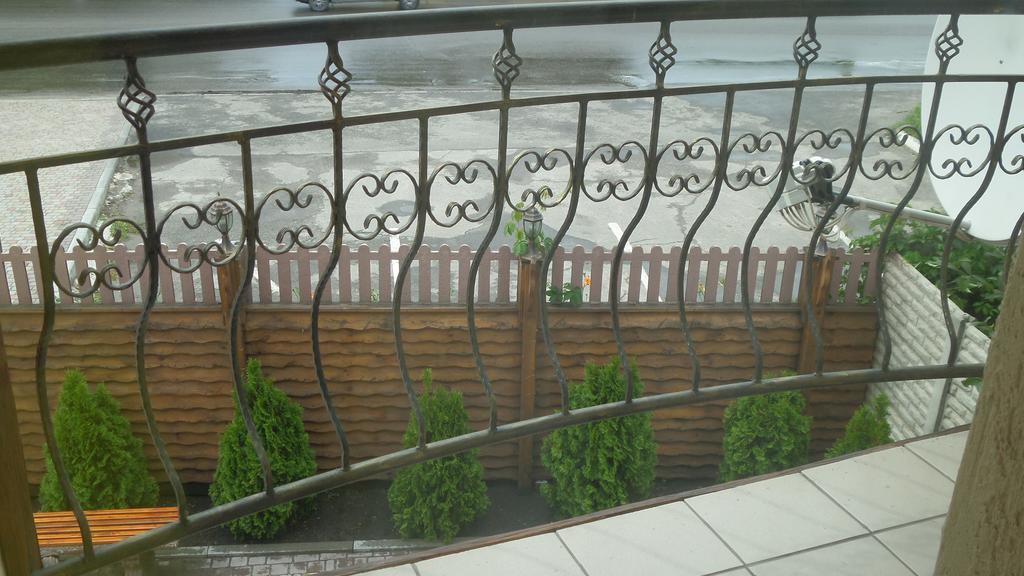 Royal Hotel Harkiv Oda fotoğraf