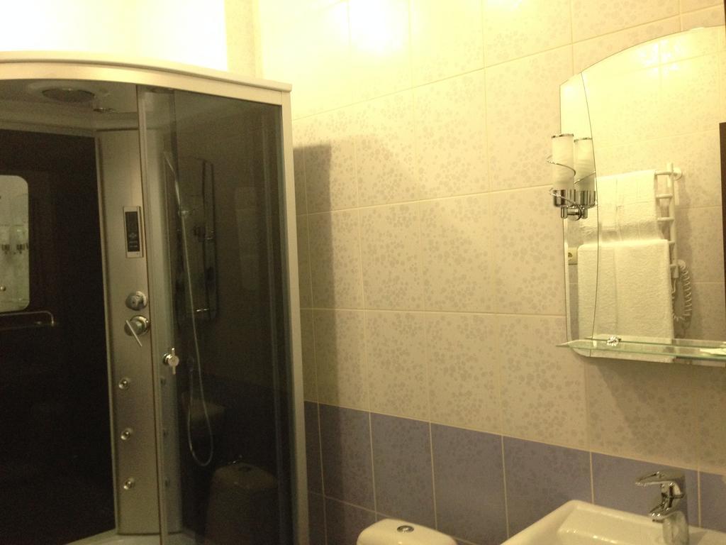 Royal Hotel Harkiv Oda fotoğraf