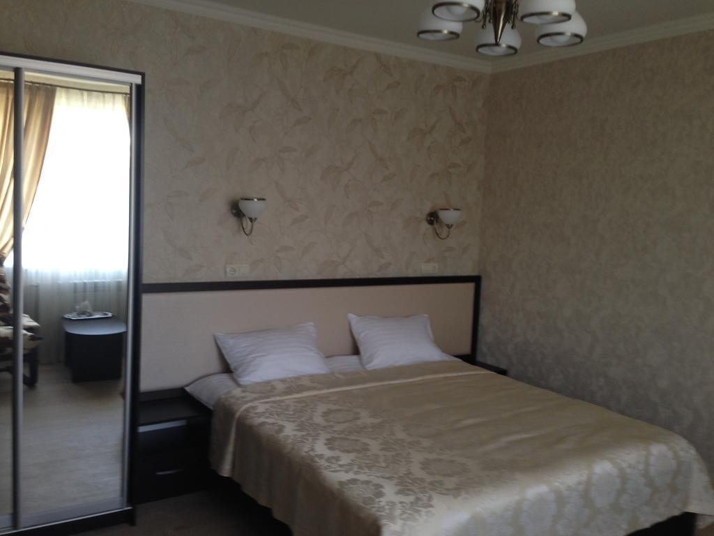 Royal Hotel Harkiv Dış mekan fotoğraf