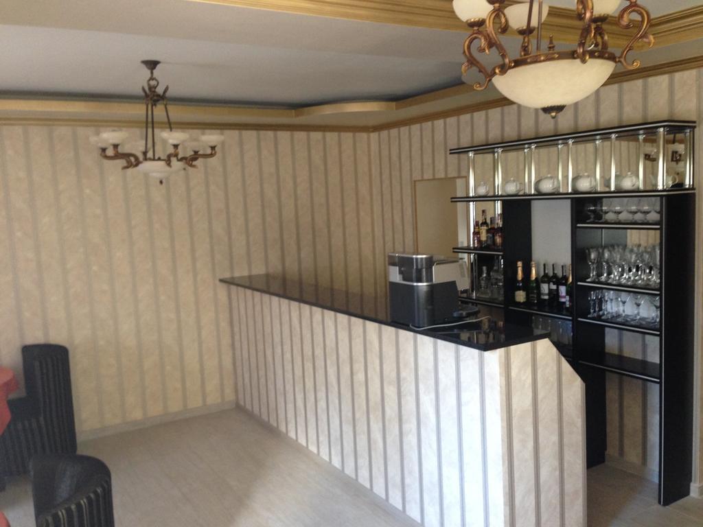 Royal Hotel Harkiv Dış mekan fotoğraf